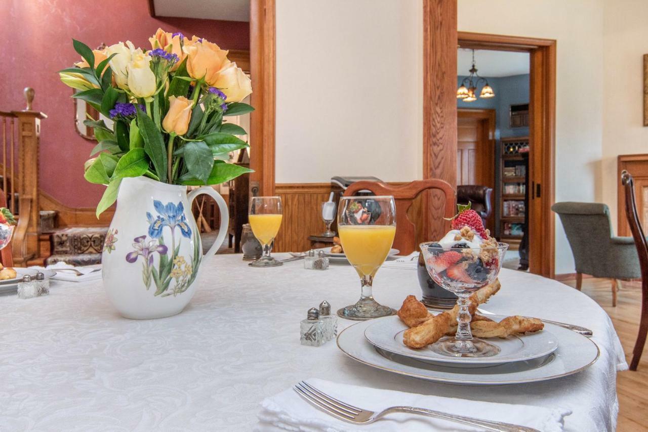 The Lamplighter Bed & Breakfast Of ลูดิงตัน ภายนอก รูปภาพ